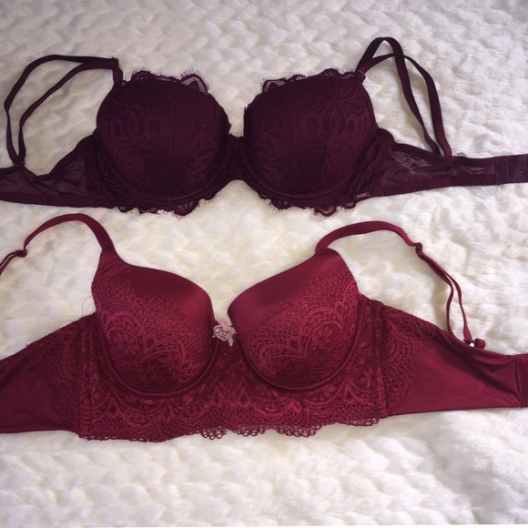 Victoria's Secret Other - 2 Victoria’s Secret bras